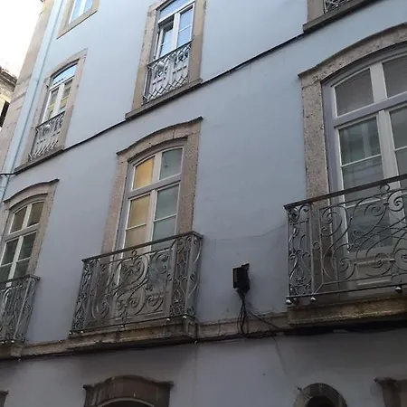 Cantinho Lusitano No Bairro Alto